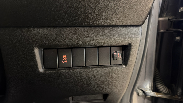 Suzuki Swift 1.2 Dualjet Attitude 5dr Petrol Hatchback